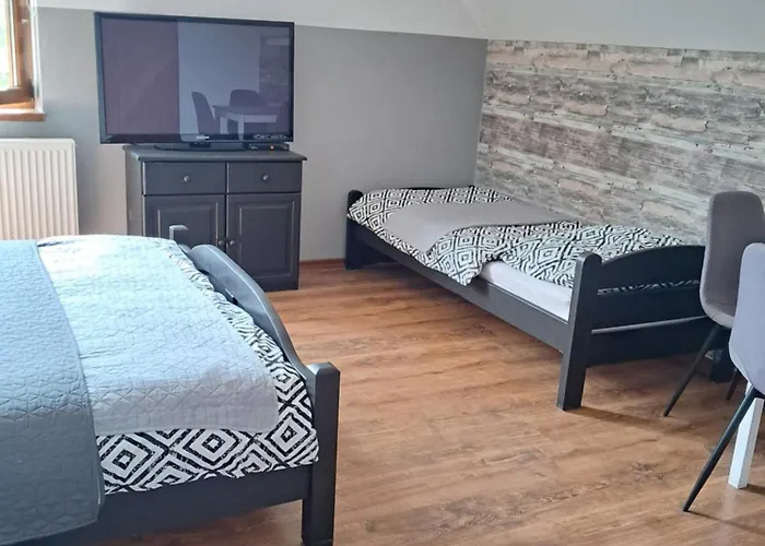 U Eli 3* كوربييلوف